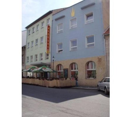 Hotel Koruna Roudnice nad Labem Zewnętrze zdjęcie